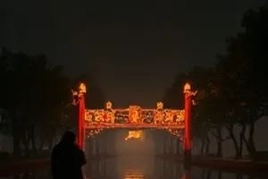 《无声调度台》字幕员调度台工作场景封面